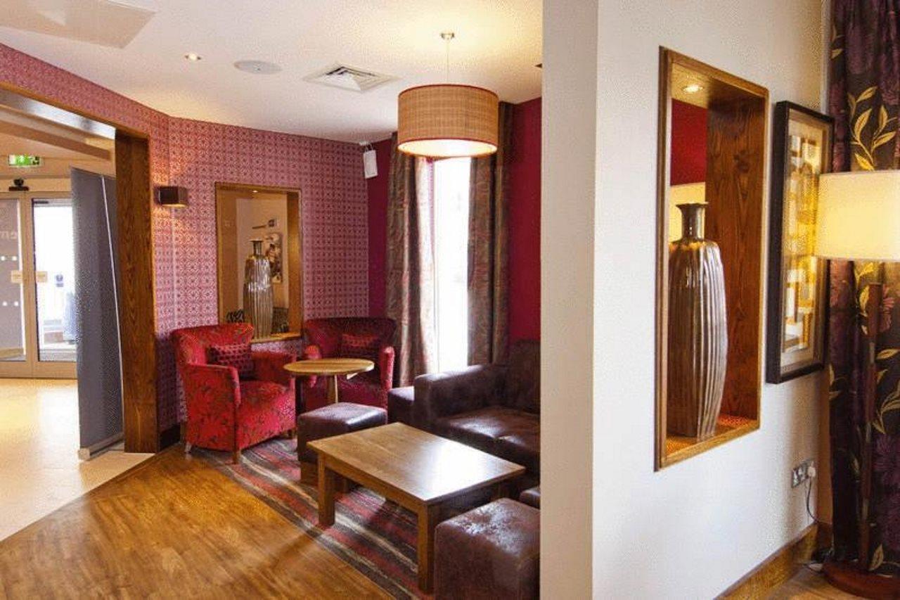 Premier St. Davids Hotel 3*